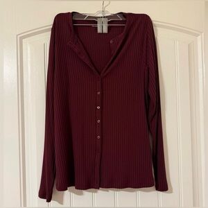 Ribbed Button Top